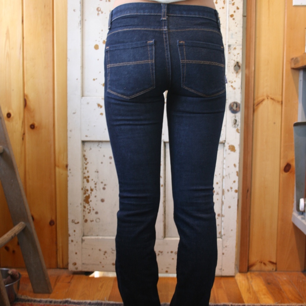 Patagonia women's jeans dark wash size 25